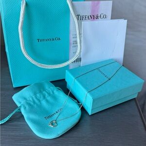 Tiffany Elsa Peretti Open Heart Pendant 11 mm silver
Authentic with receipt